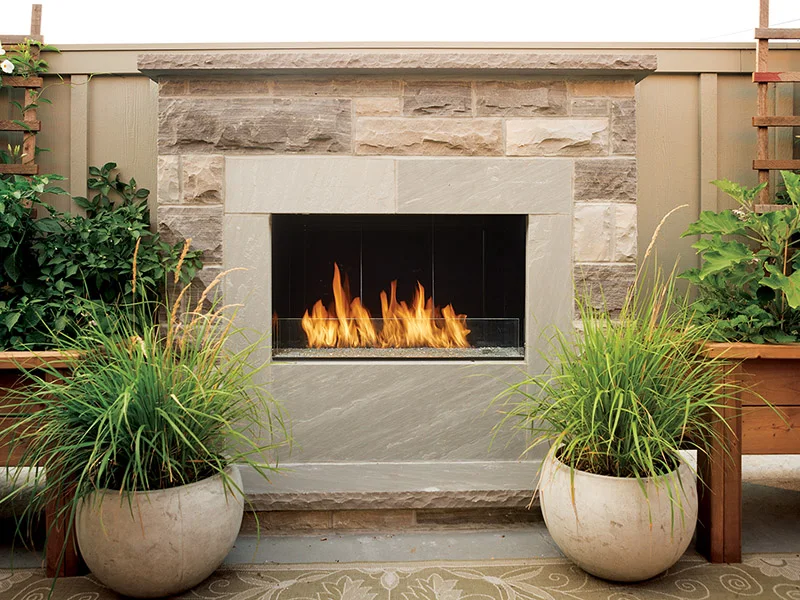Fireplace with cheerful flames.